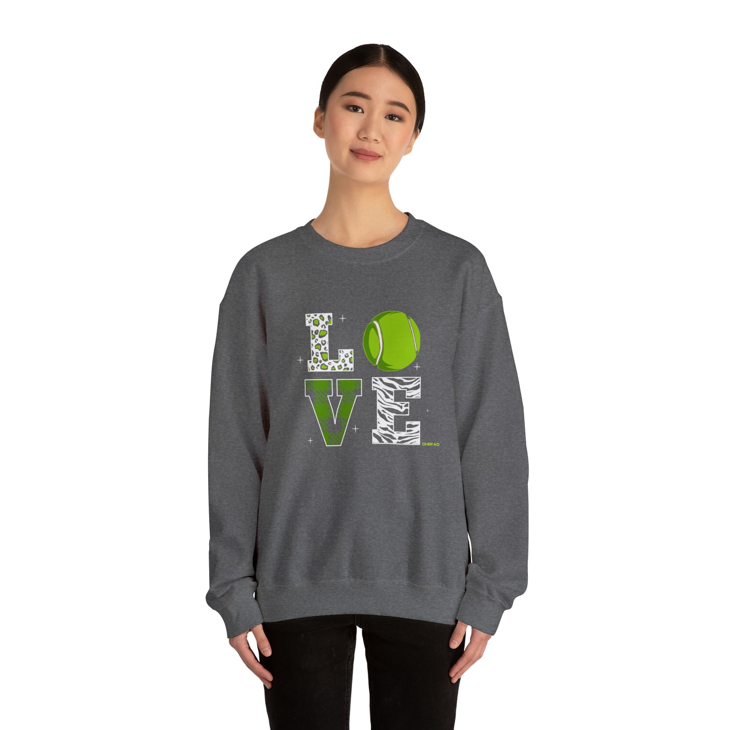 Chefao Love Tennis I, Unisex Heavy Blend Crewneck Sweatshirt