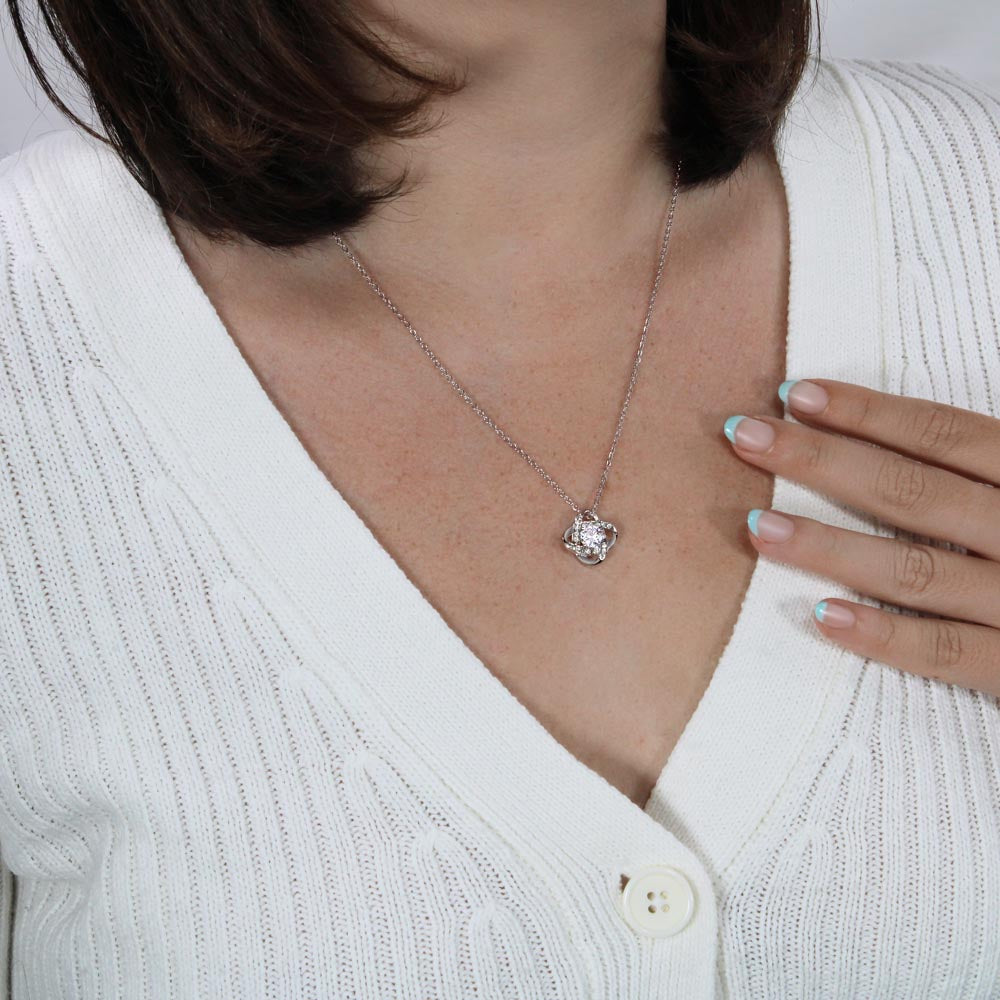 Love Necklace (Knot)