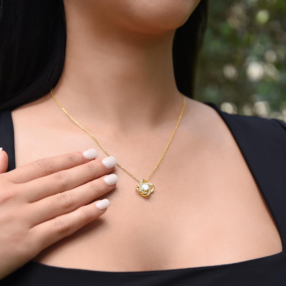 Love Necklace (Knot)
