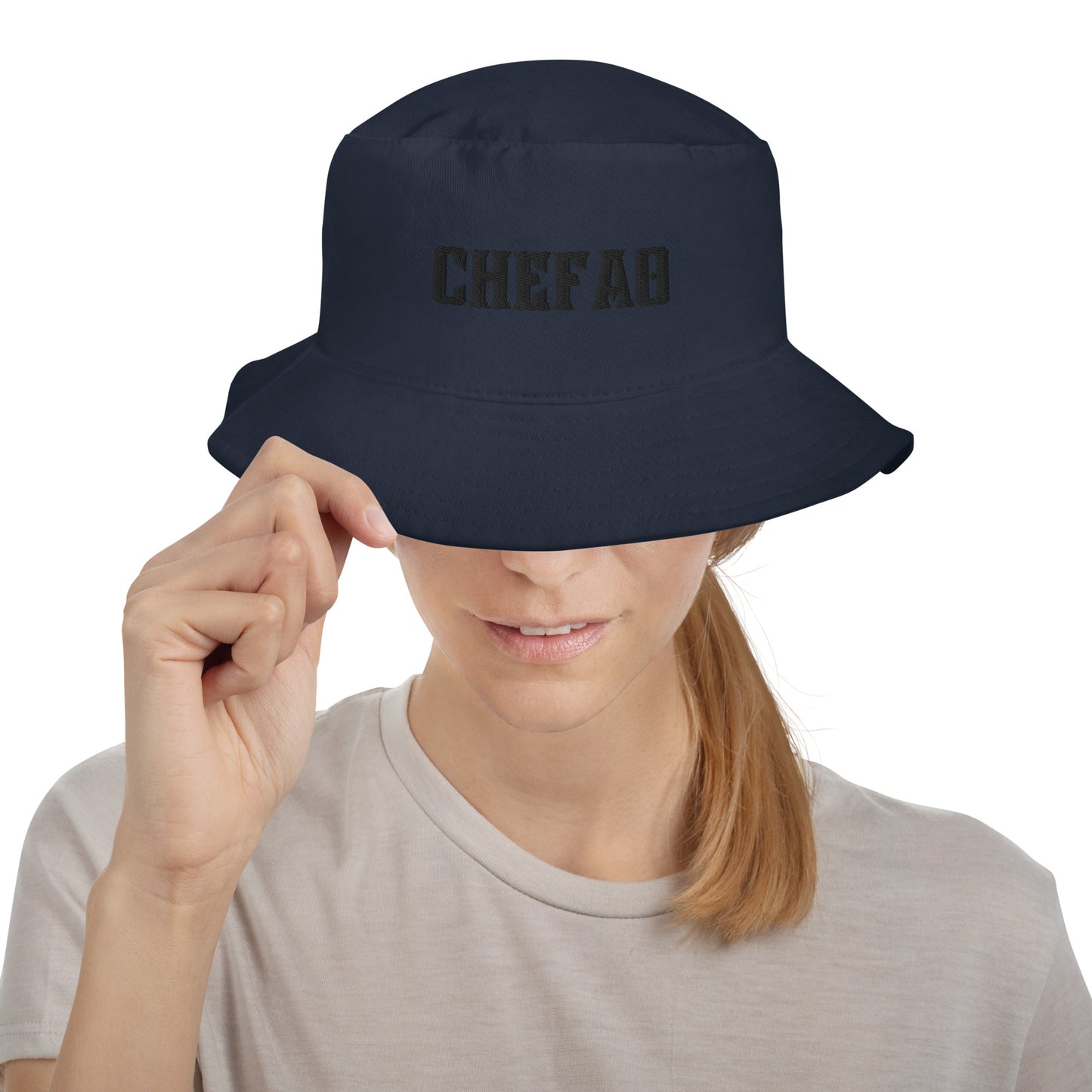 Chefao I, Bucket Hat