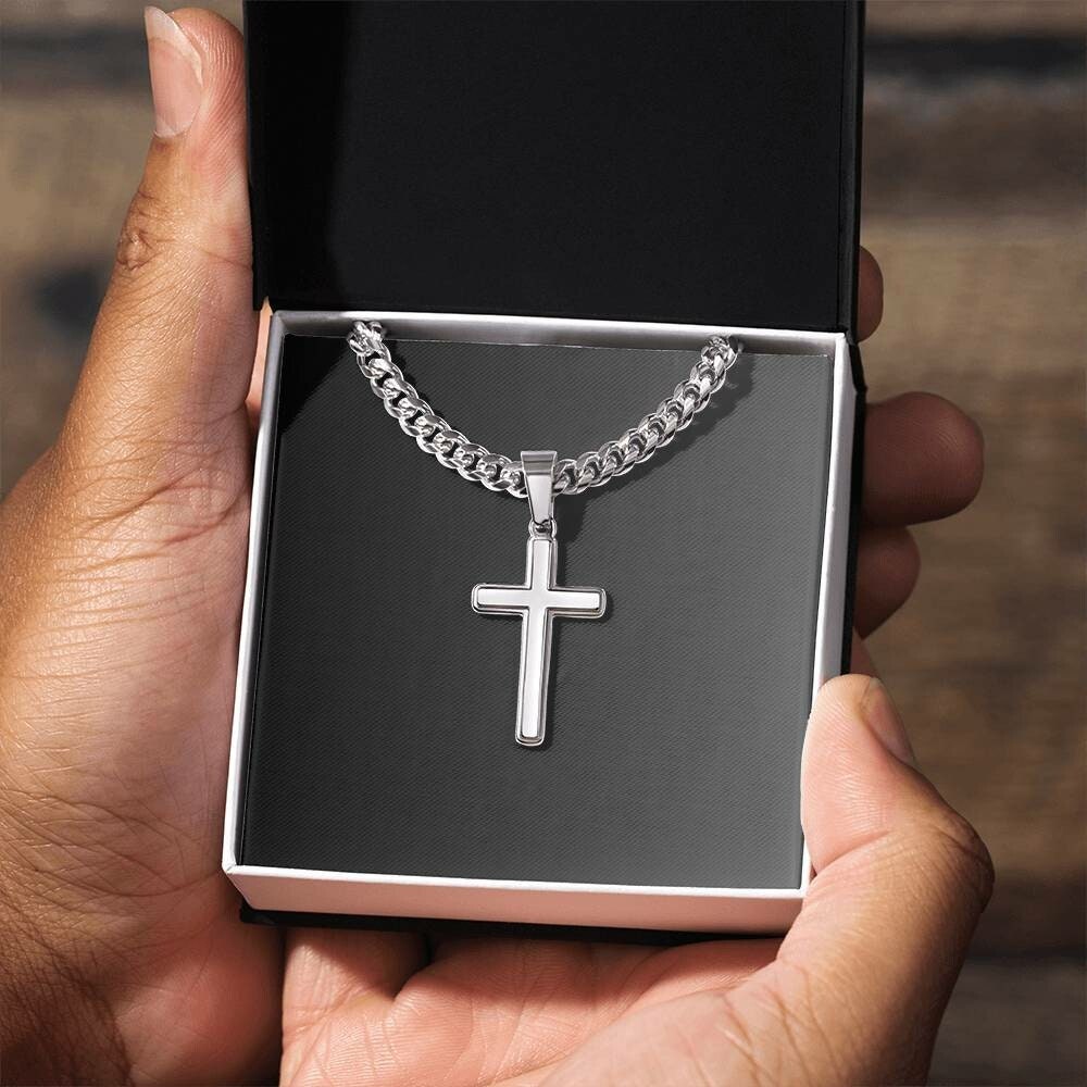Mens Cuban Chain with Cross