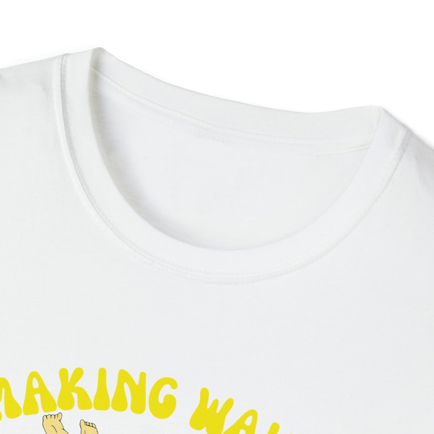 Sumo Making Waves, Unisex Softstyle T-Shirt