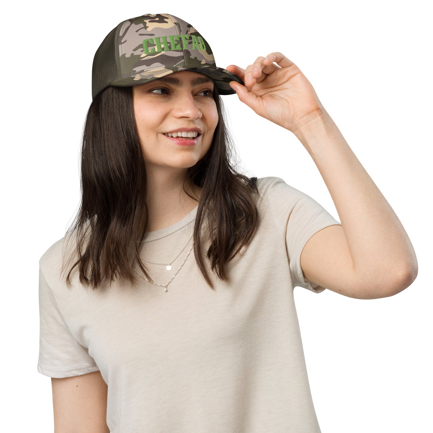 Chefao I, Camouflage trucker hat