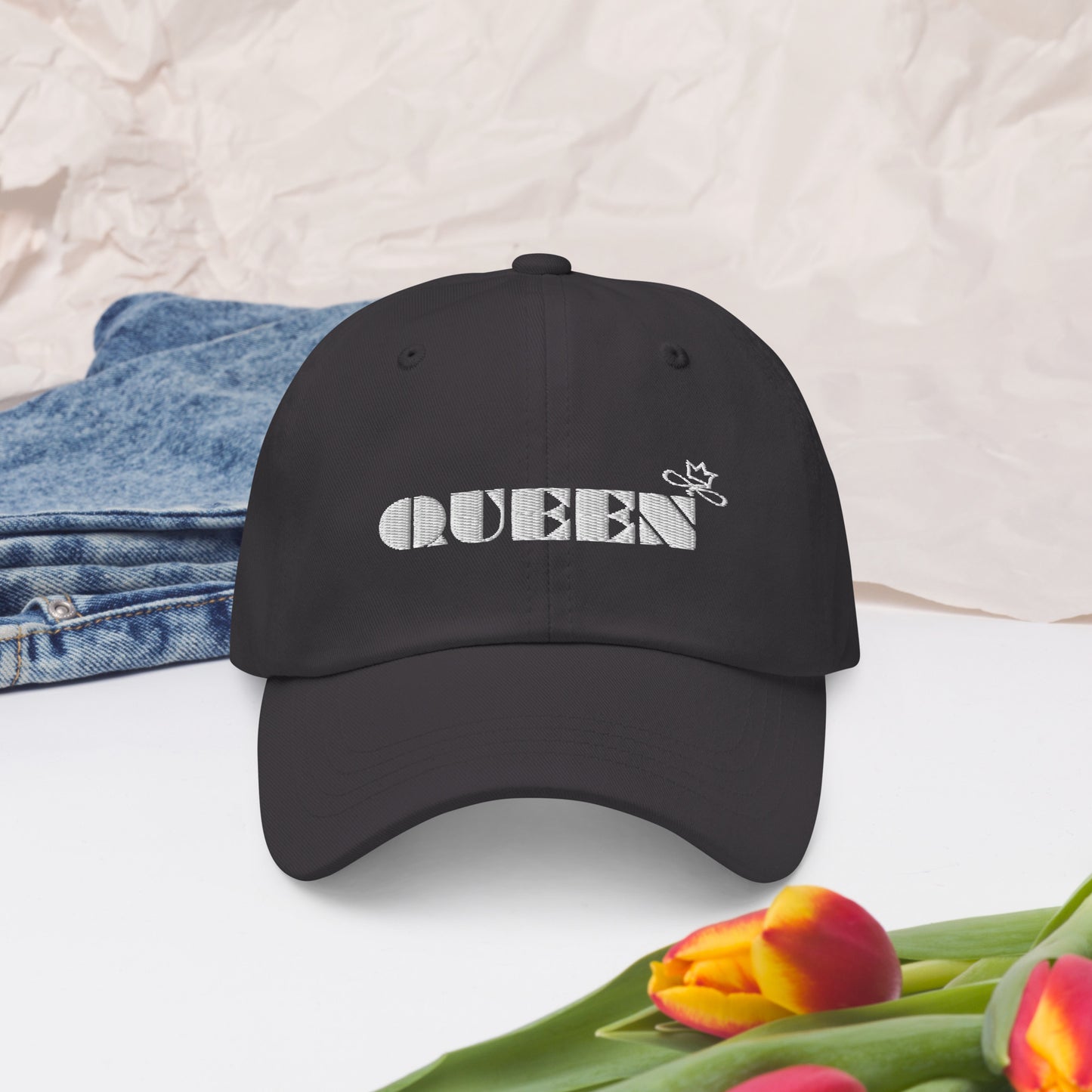 Chefao Queen I, Hat