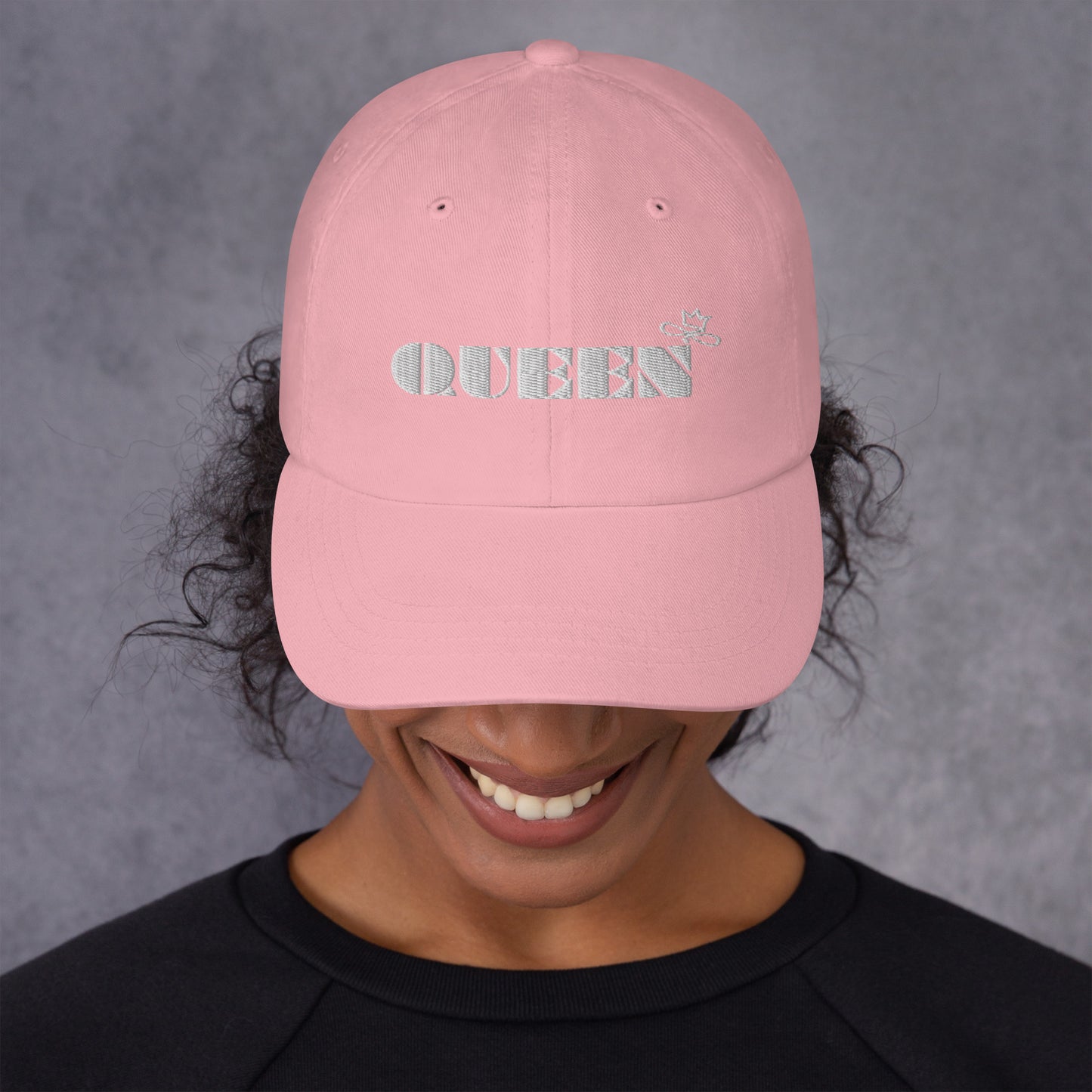 Chefao Queen I, Hat