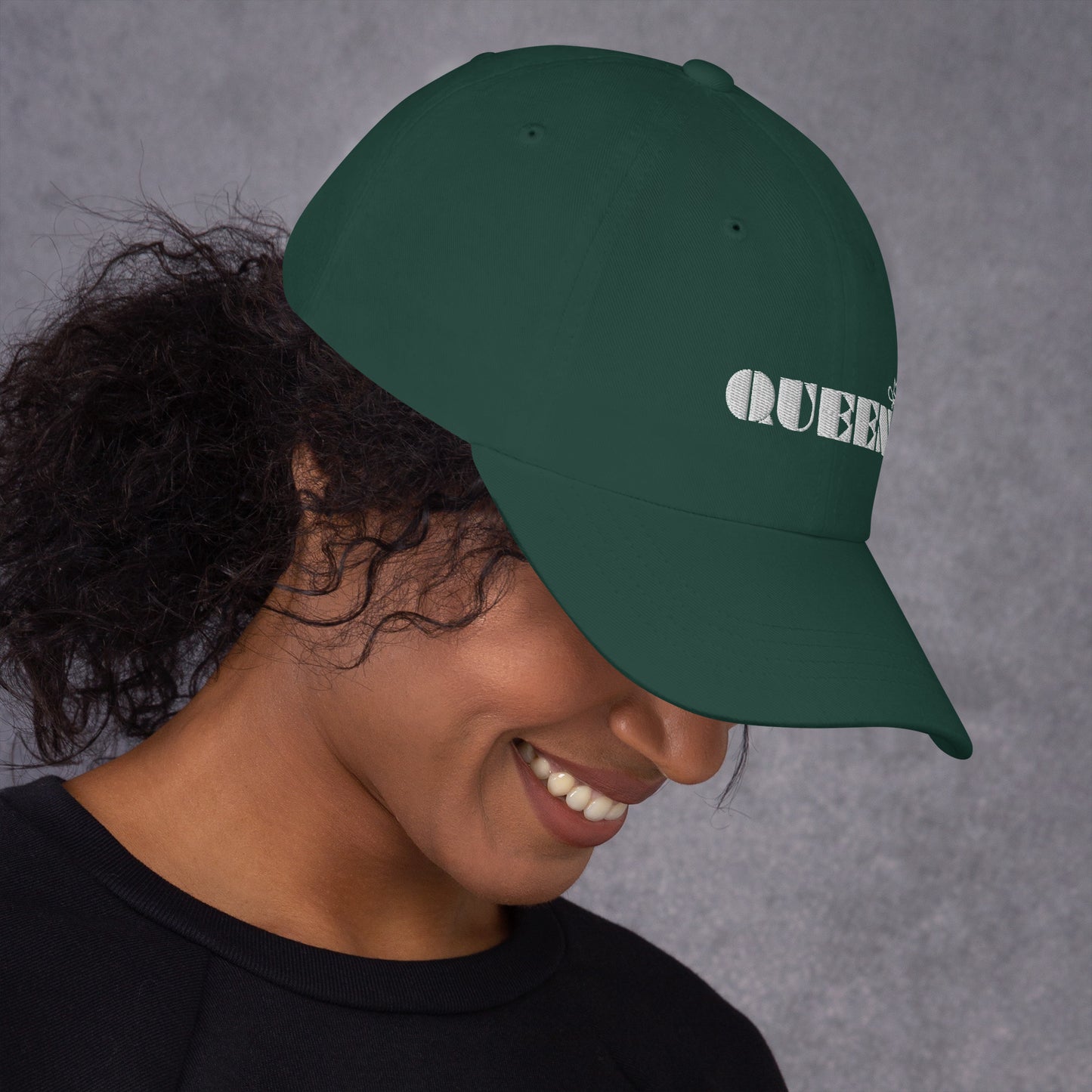 Chefao Queen I, Hat